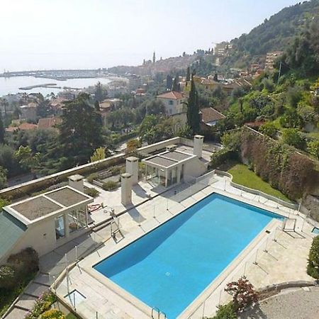 Les Miradors Apartment ม็องตง ภายนอก รูปภาพ