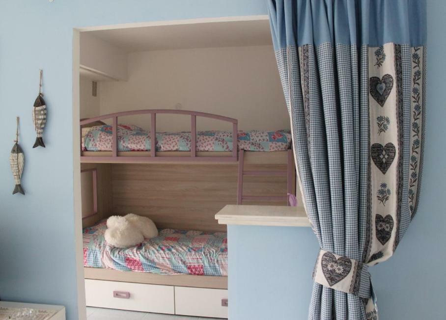 Les Miradors Apartment ม็องตง ภายนอก รูปภาพ